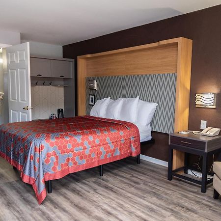 Columbus Inn And Suites Dış mekan fotoğraf