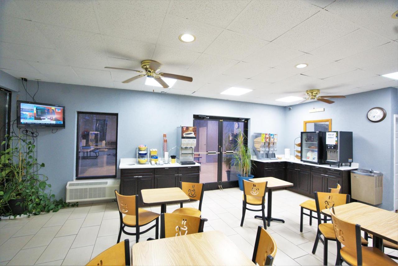 Columbus Inn And Suites Dış mekan fotoğraf