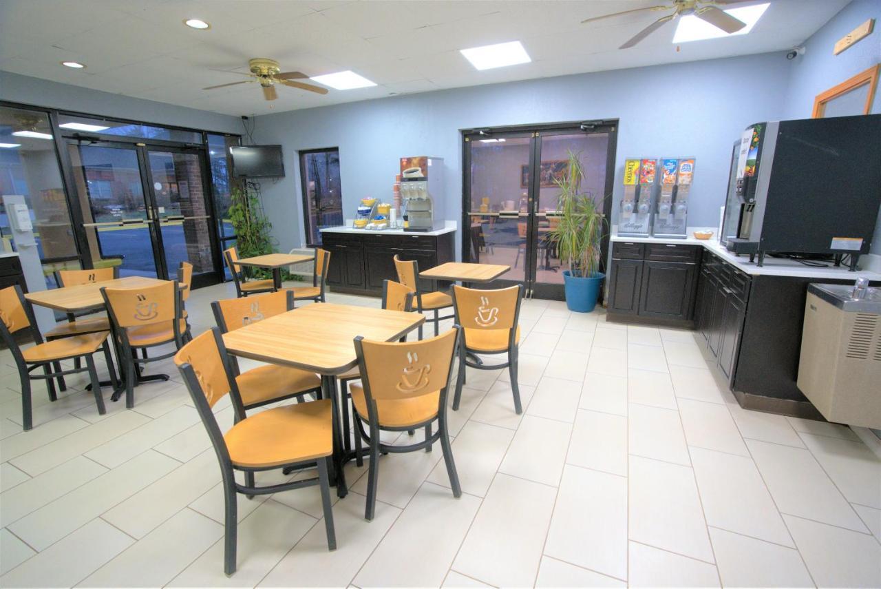 Columbus Inn And Suites Dış mekan fotoğraf