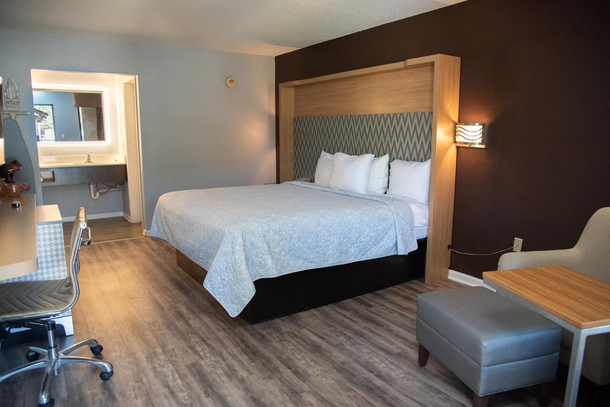 Columbus Inn And Suites Dış mekan fotoğraf