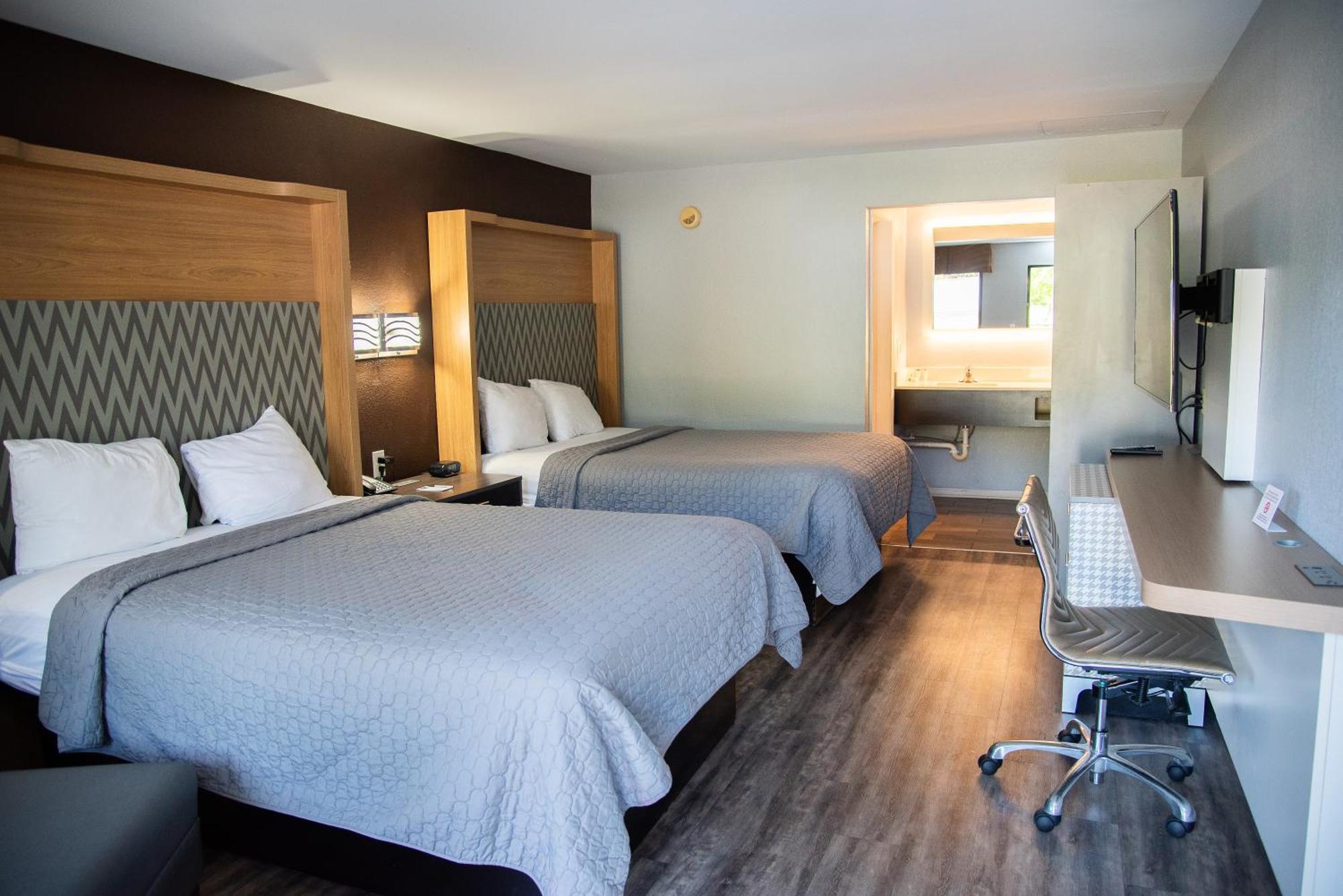 Columbus Inn And Suites Dış mekan fotoğraf
