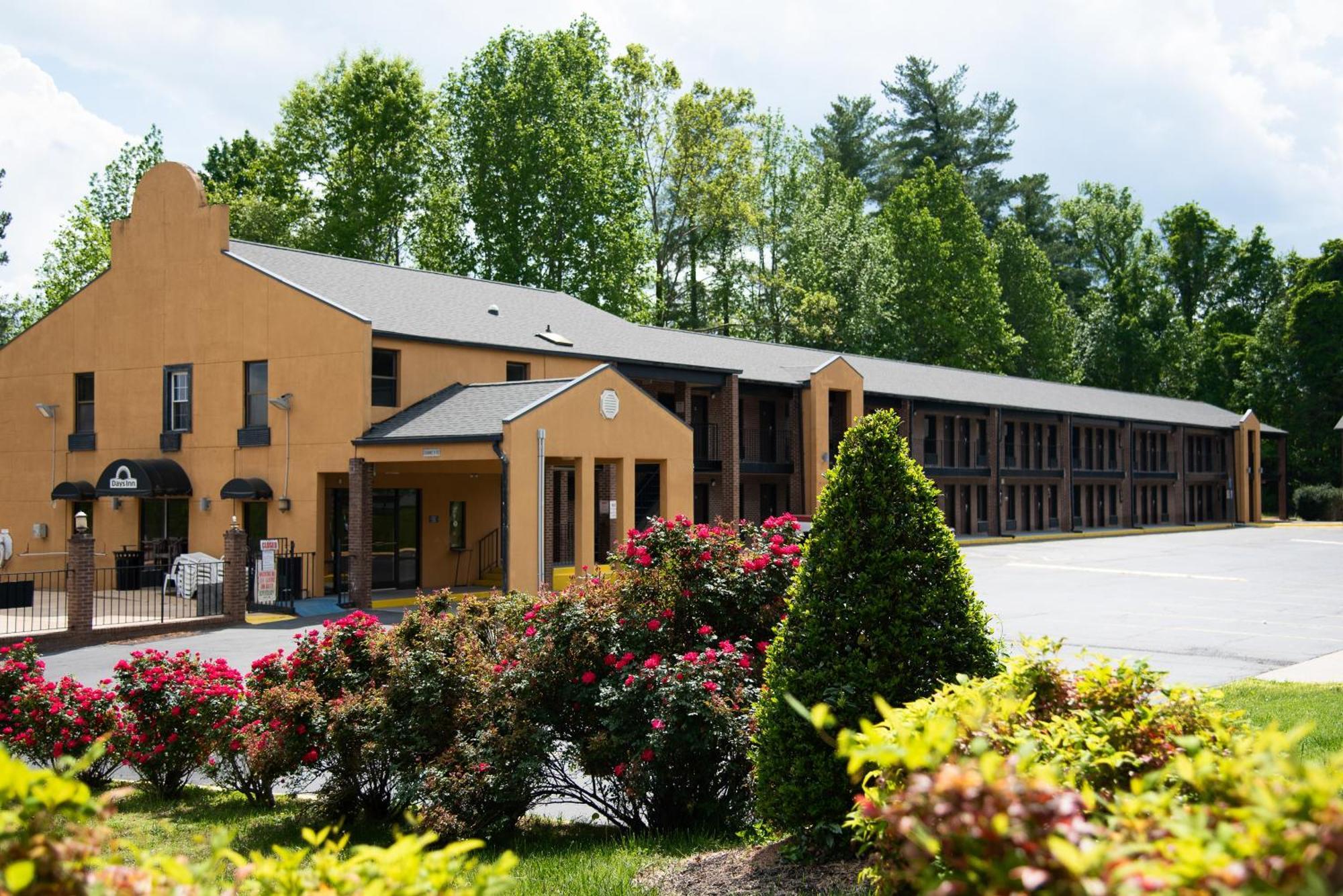 Columbus Inn And Suites Dış mekan fotoğraf