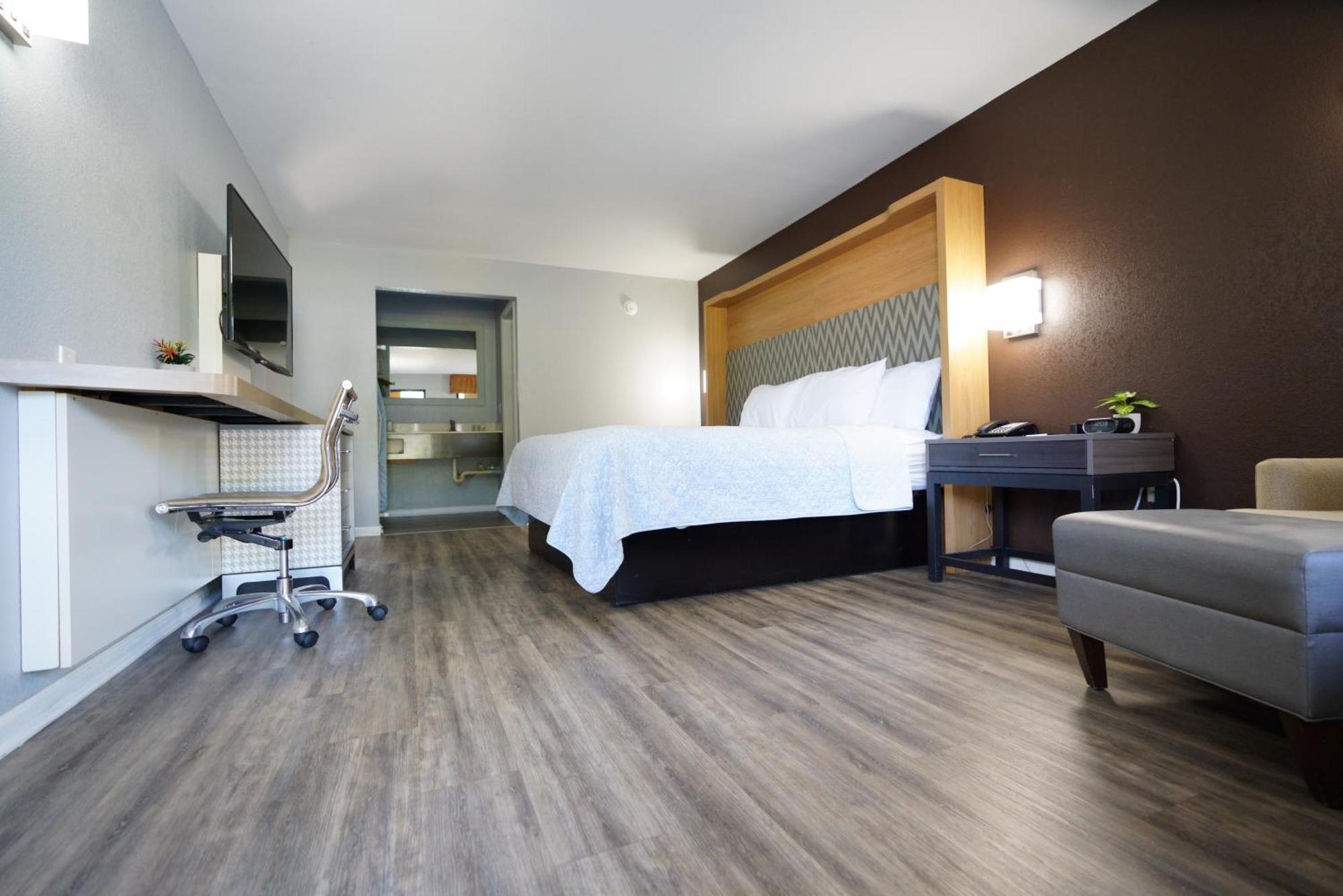 Columbus Inn And Suites Dış mekan fotoğraf